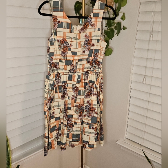 Modcloth Cream and Brown Sleeveless Sundress - Picture 2 of 8